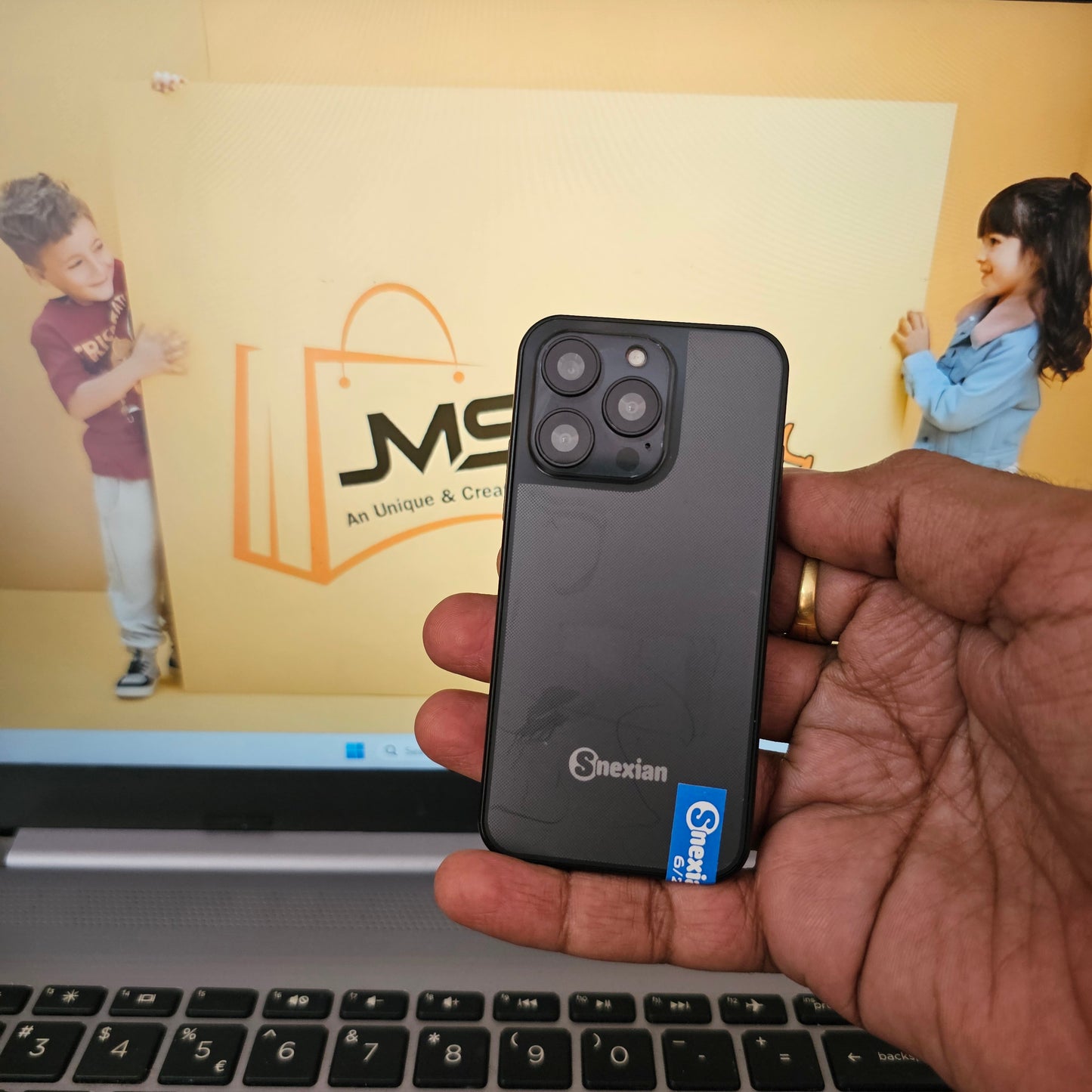 Snexian Bold T300 Mini Smartphone