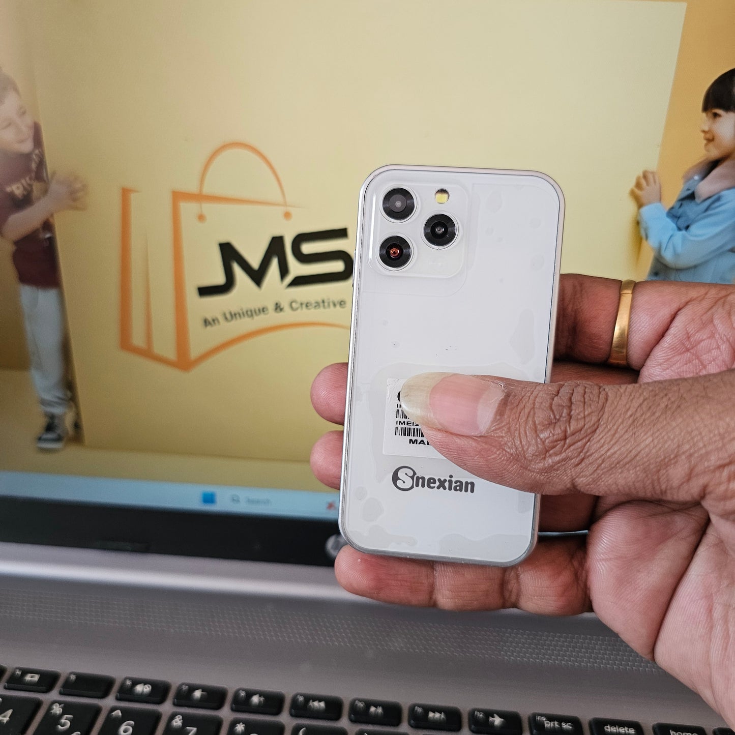 Snexian Bold T150 Mini Smartphone
