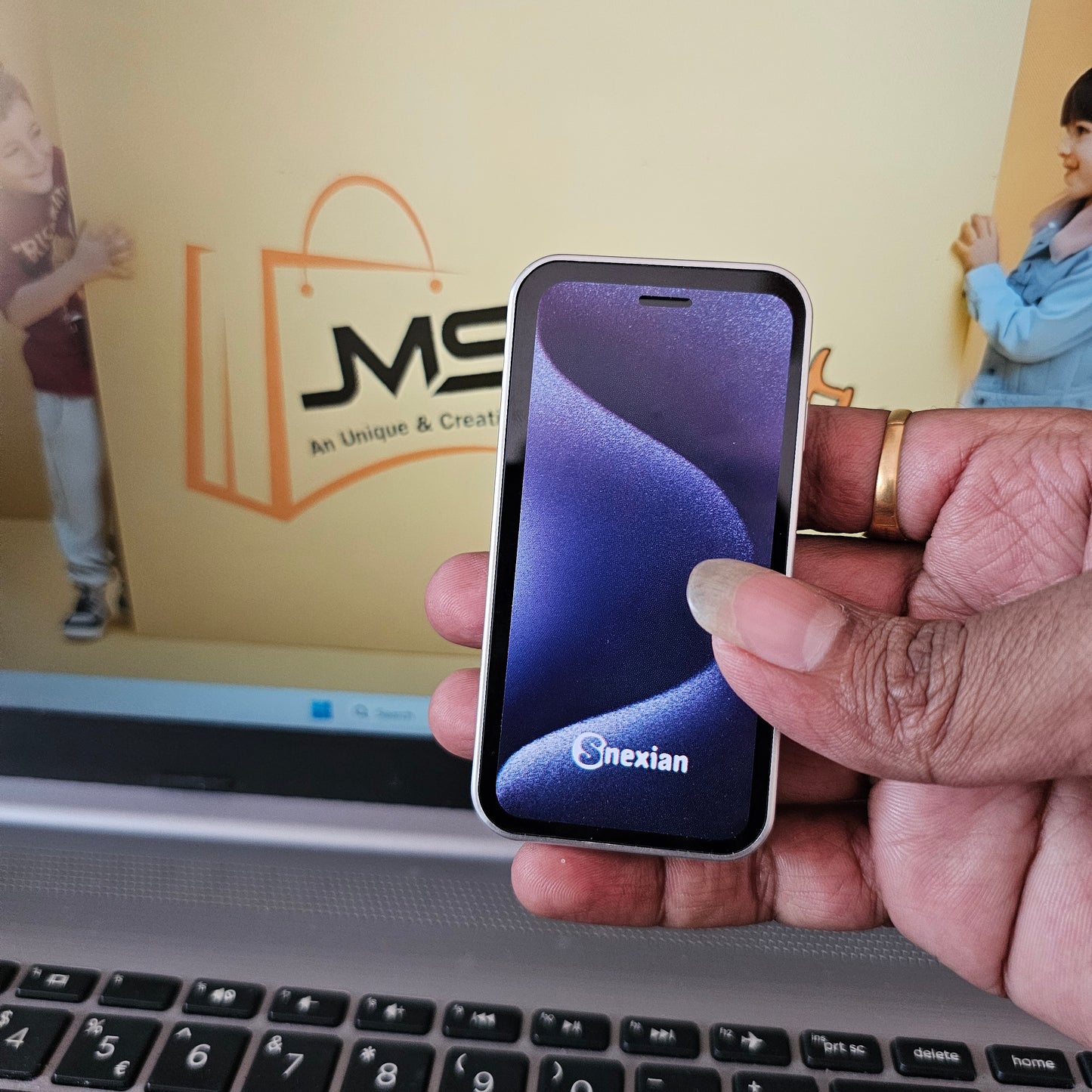 Snexian Bold T150 Mini Smartphone